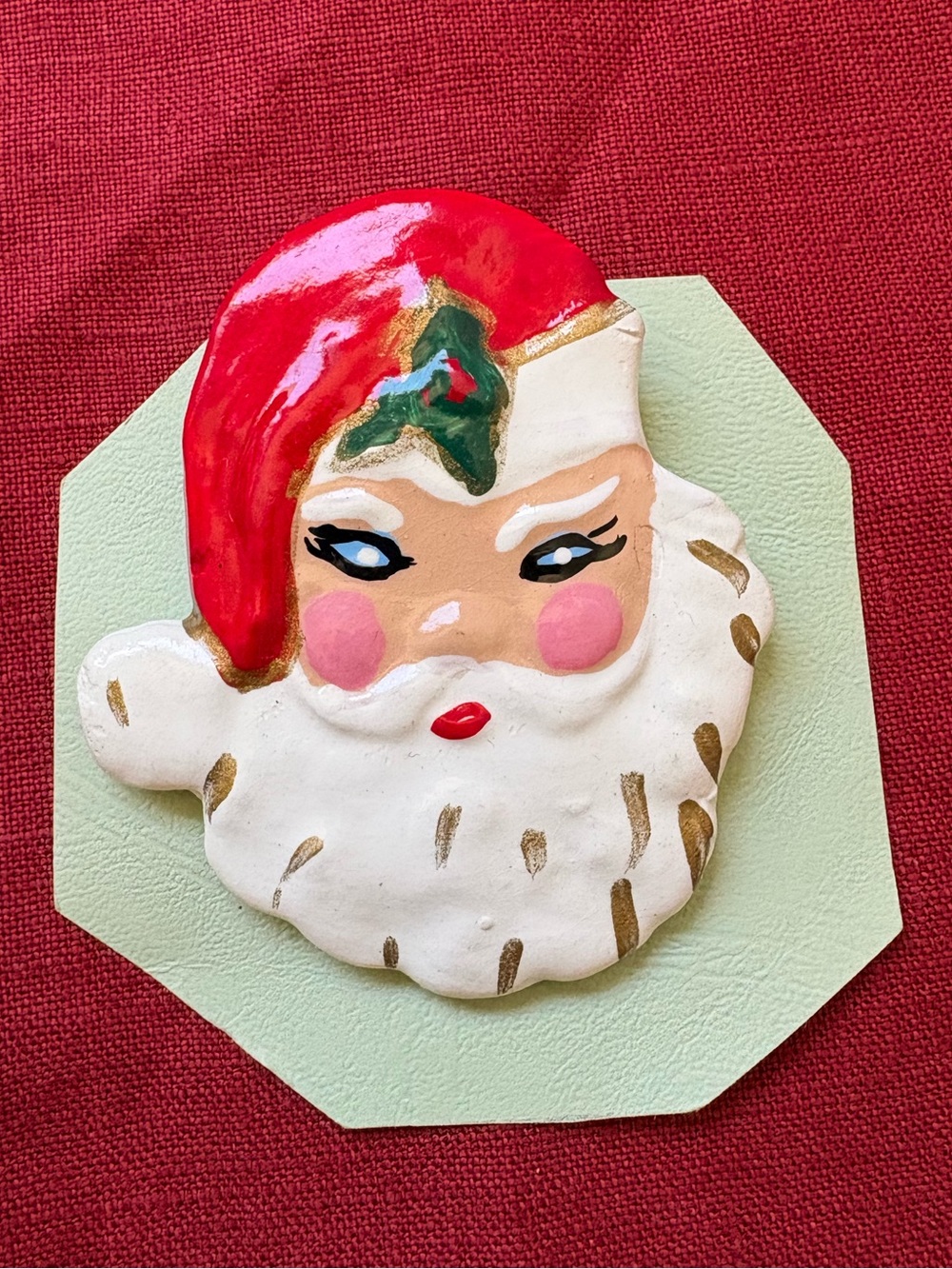Vintage Santa Claus Face Brooch Pin Christmas Kitsch Hand-Painted Holiday